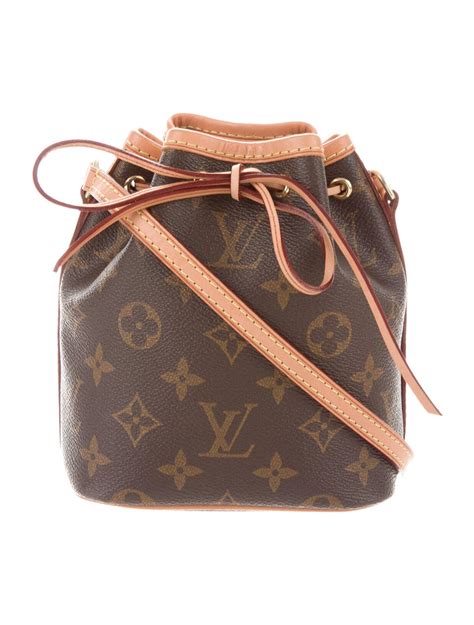 louis vuitton purses under $1500|Louis Vuitton bags for less.